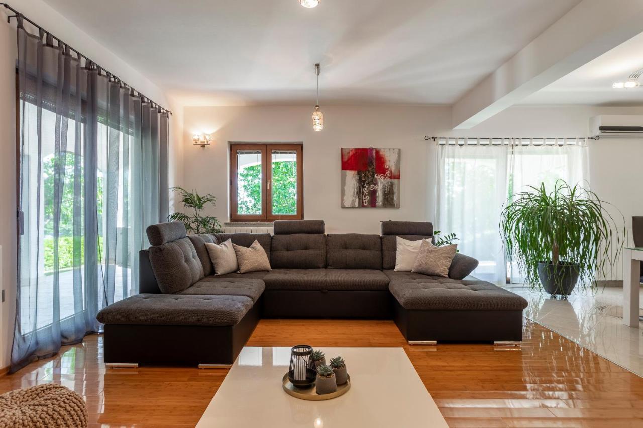 Villa Anavi Bicici Экстерьер фото