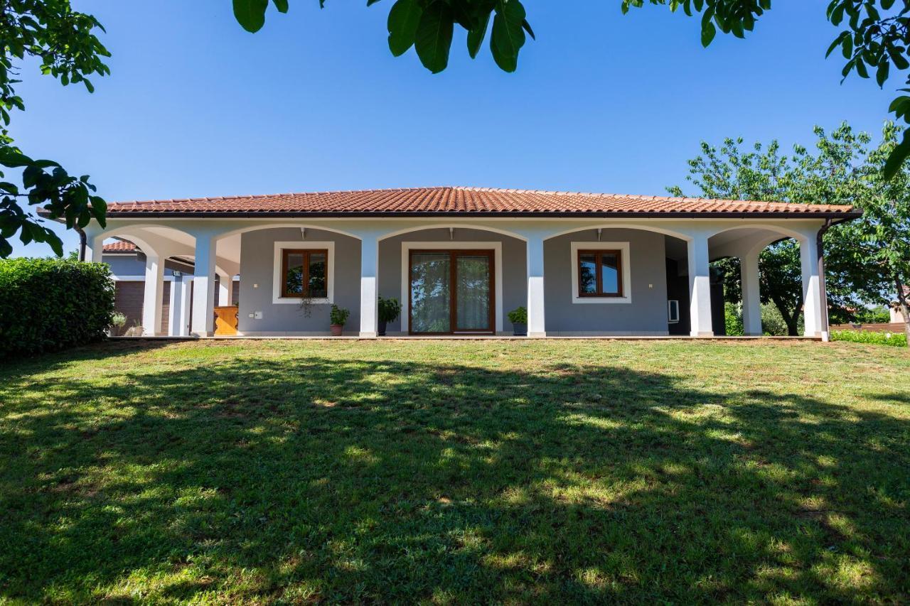 Villa Anavi Bicici Экстерьер фото